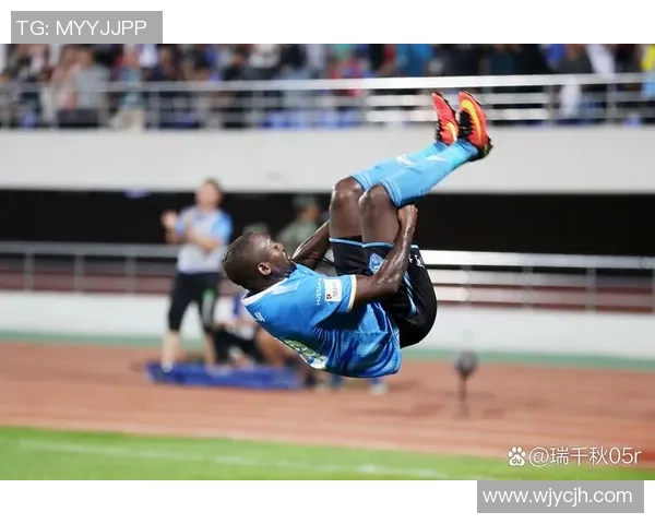 足球明星突发猝死震惊全球体育圈 球迷悲痛不已悼念传奇人物