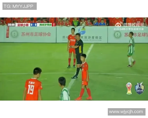 其他国际球星观赛中国足球赛事的独特视角与精彩点评 其他国际球星观赛中国足球赛事的独特视角与精彩点评