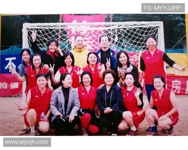 足球姐妹花齐绽放 足球球星姐妹联手精彩集锦大赏 足球姐妹花齐绽放 足球球星姐妹联手精彩集锦大赏